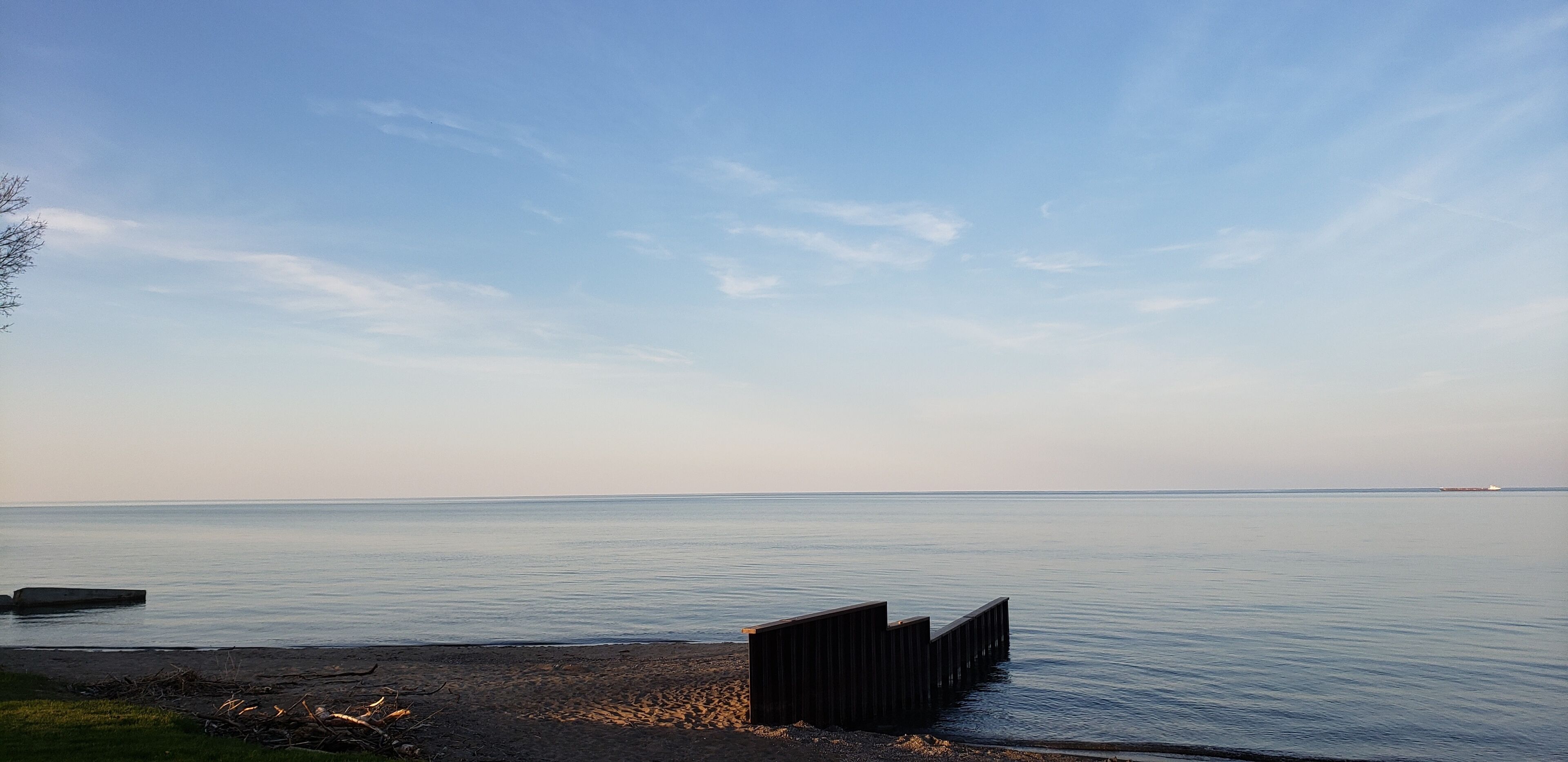 Beach nearby, beach towels