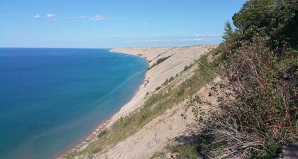 100yr Old Log Cabin On Autrain River Near Pictured Rocks And Lake Superior
