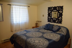 1 Schlafzimmer, Reisekinderbett, kostenloses WLAN, Bettwäsche