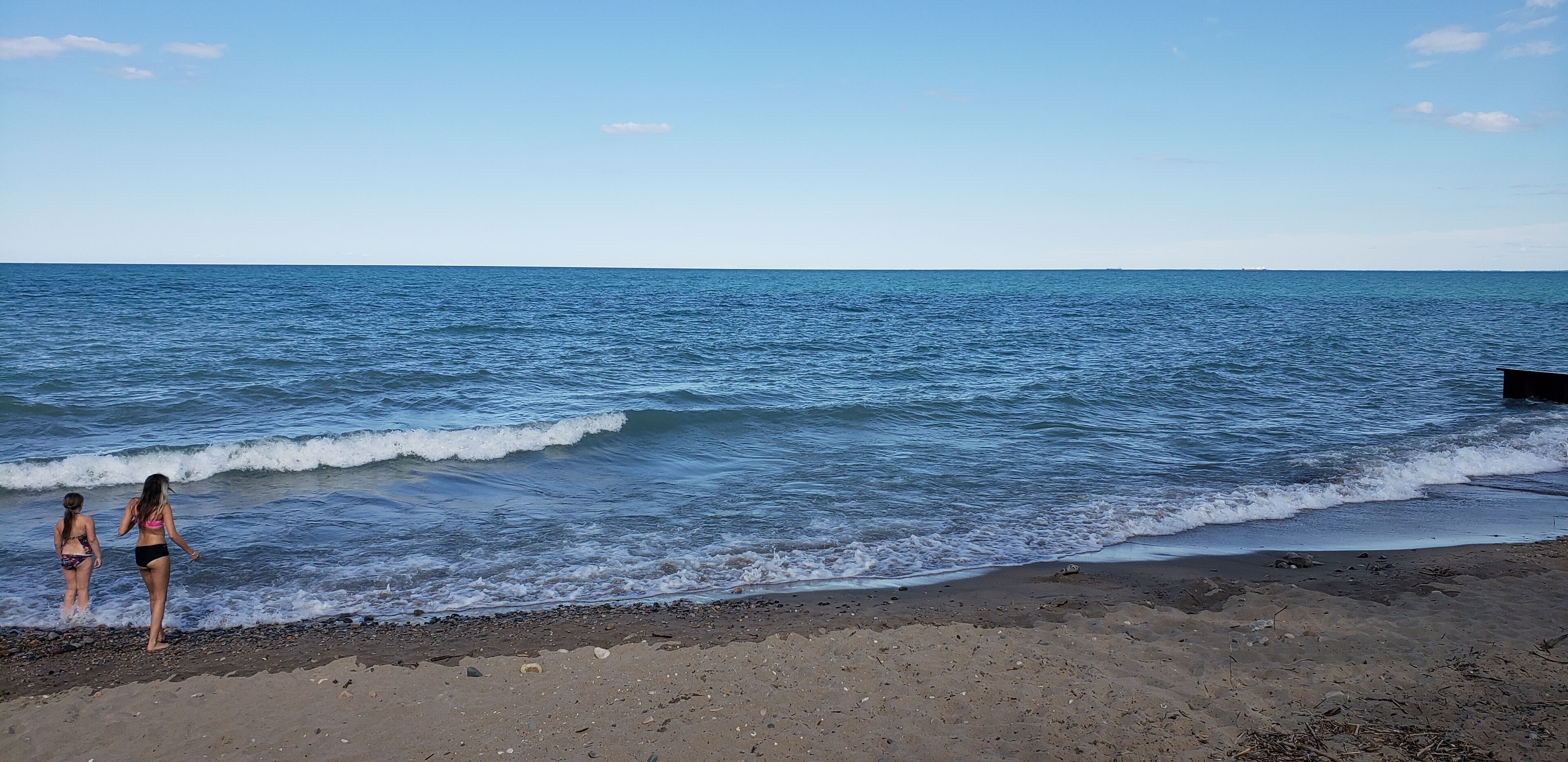 Ranta lähistöllä, rantapyyhkeitä