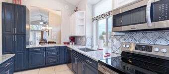 Quiet Convenient Comfort in Gated Community