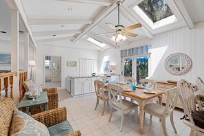 Dining - Bargain Pricing for Beautiful Beach Home - Steps from the beach. (Hilton Head Island)