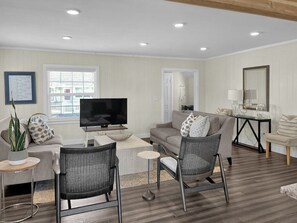 Unclassified image, 4 of 24, button