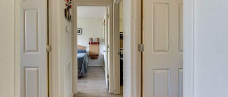3 Schlafzimmer, Bügeleisen/Bügelbrett, WLAN, Bettwäsche