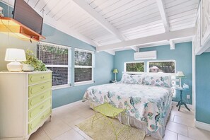 4 عدّة غرف نوم ومكواة/لوح كي وسرير سفر وواي فاي مجانًا