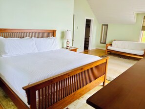 3 bedrooms, iron/ironing board, WiFi, bed sheets - Adirondack Lakefront Getaway (Tupper Lake)
