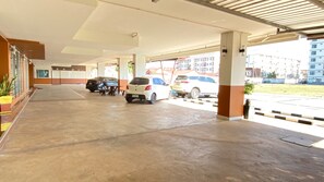 Free self parking