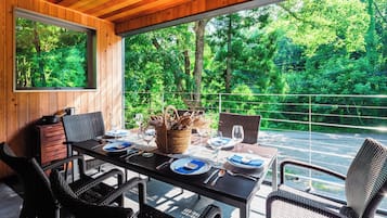 Chalet (Phoenix Cocoon) | Terrace/patio