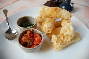 Alimentos y bebidas
