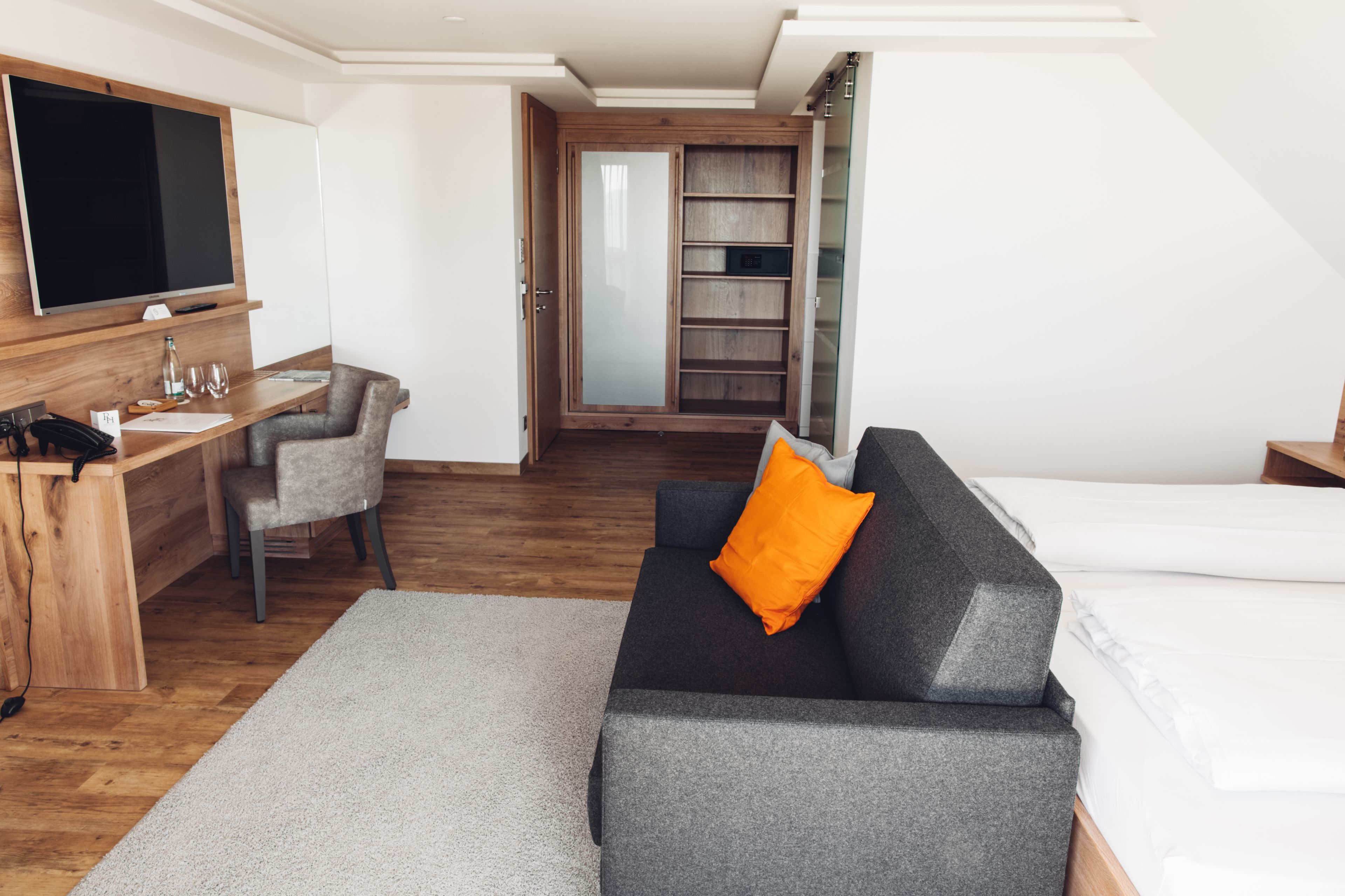 superior double room (mit alpenblick) | in-room safe, desk, iron/ironing board, free wifi