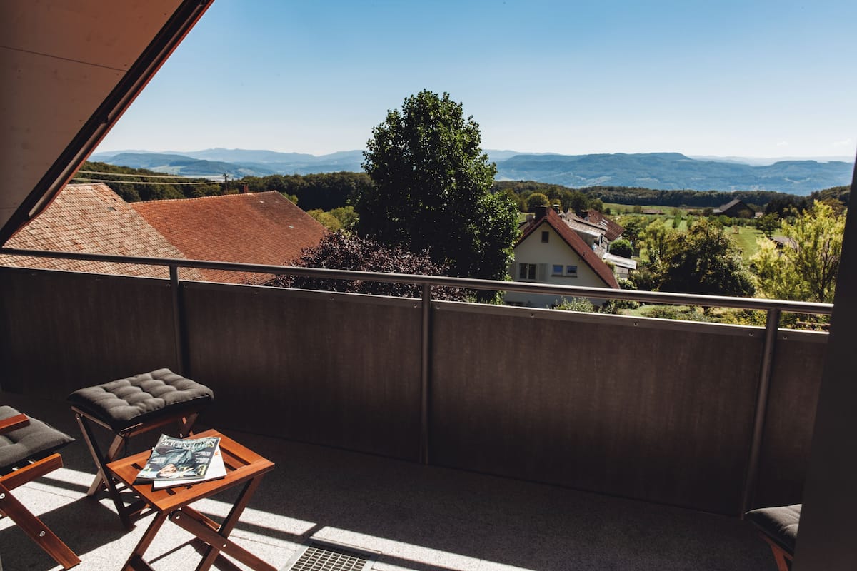 Superior Double Room (mit Alpenblick) | In-room safe, desk, iron/ironing board, free WiFi
