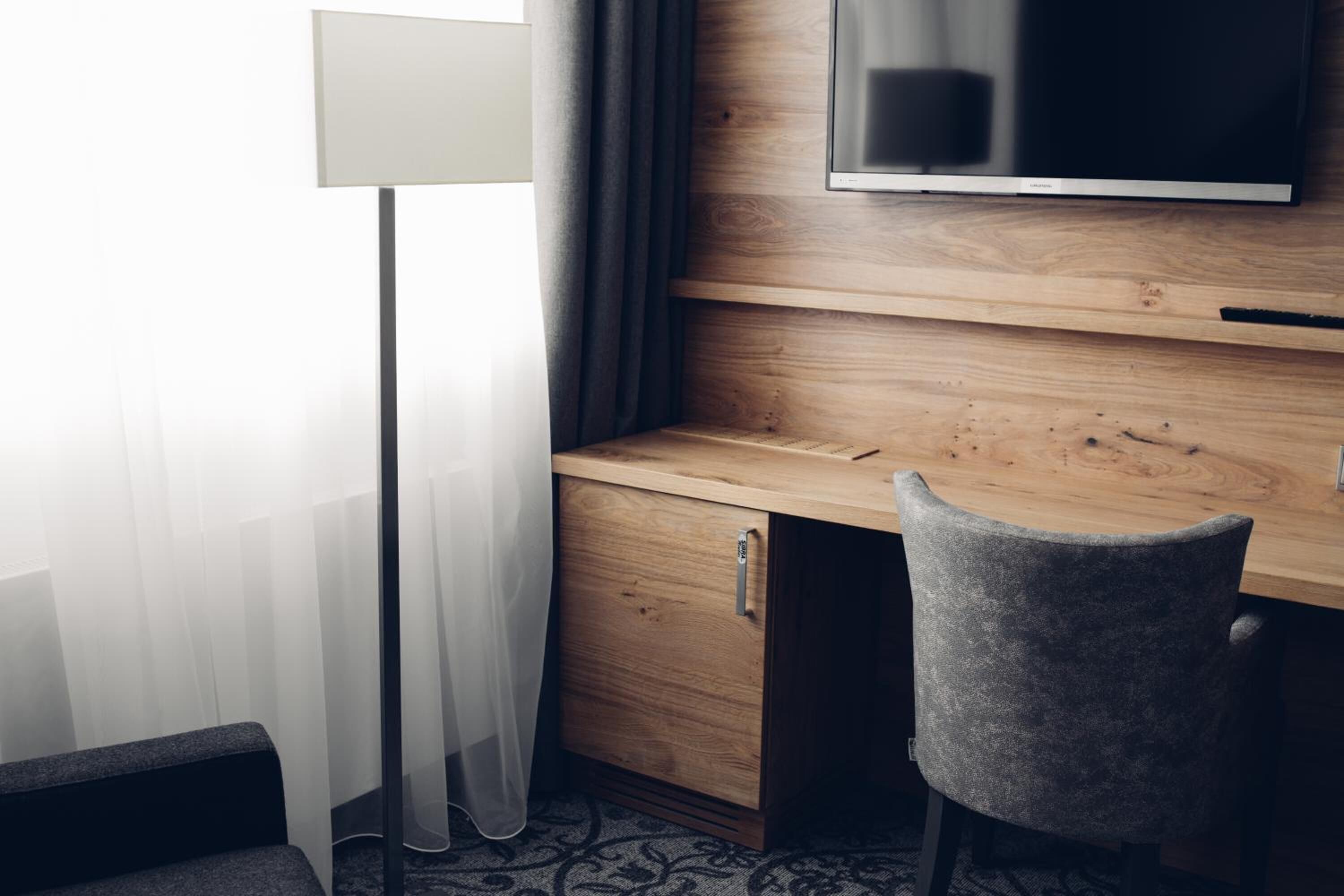 in-room safe, desk, iron/ironing board, free wifi