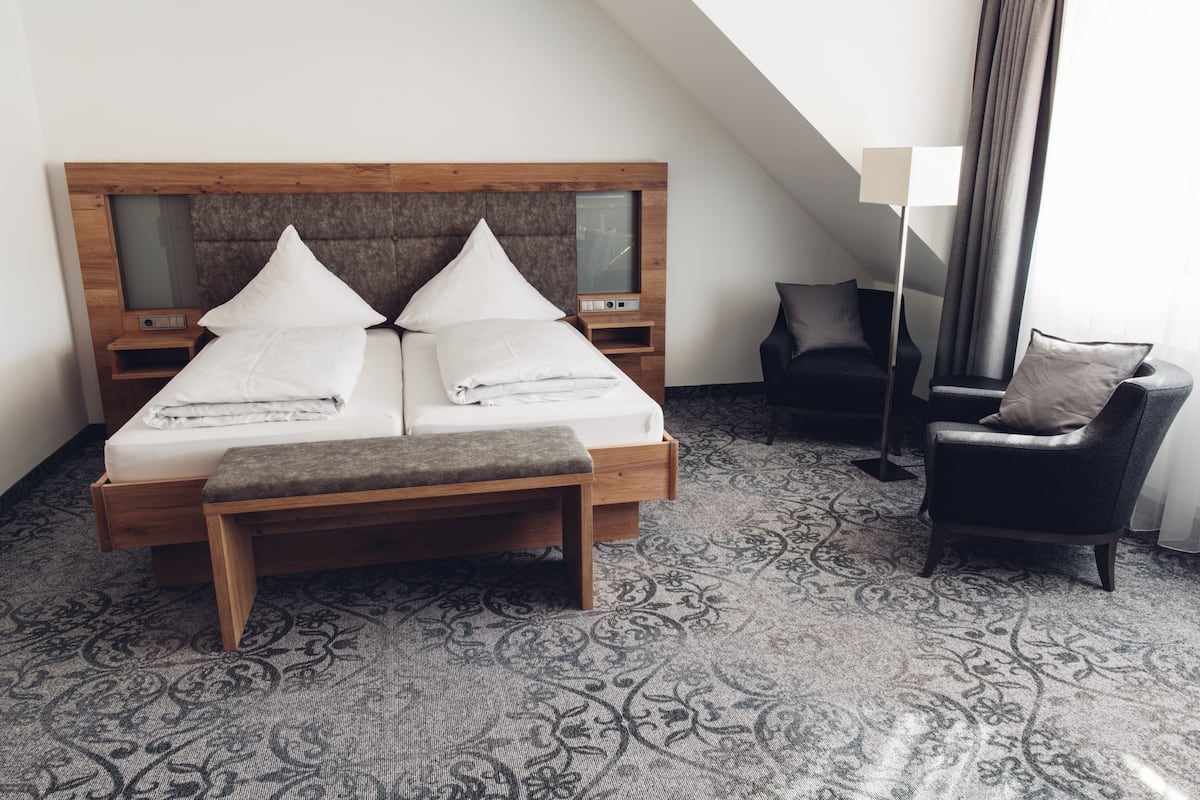 Superior Double Room | In-room safe, desk, iron/ironing board, free WiFi