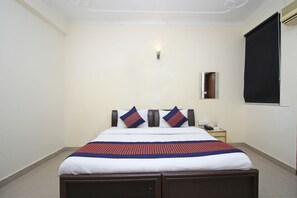 Standard-Doppel- oder -Zweibettzimmer, 1 Doppelbett | Kostenloses WLAN