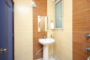 Standard Double or Twin Room, 1 Double Bed | Bathroom | Free toiletries - OYO 7619 Hotel VRS (New Delhi)