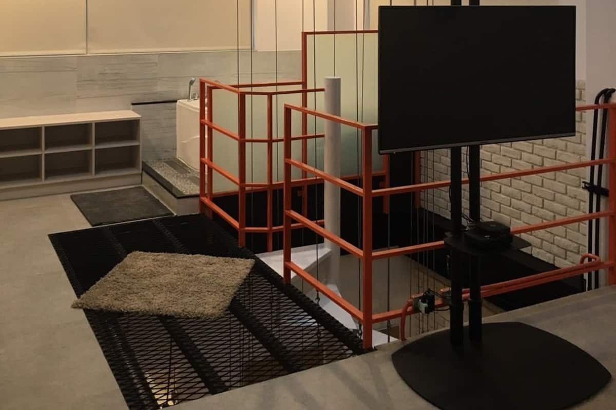 Deluxe Suite, Multiple Beds, Hill View | 1 bedroom, blackout drapes, soundproofing, WiFi (free)
