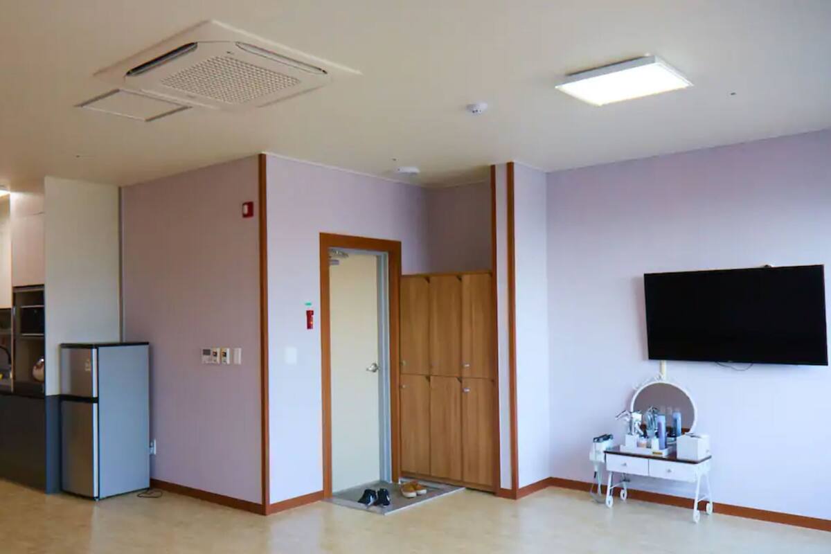 Chambre Premium (Free Breakfast for 6)