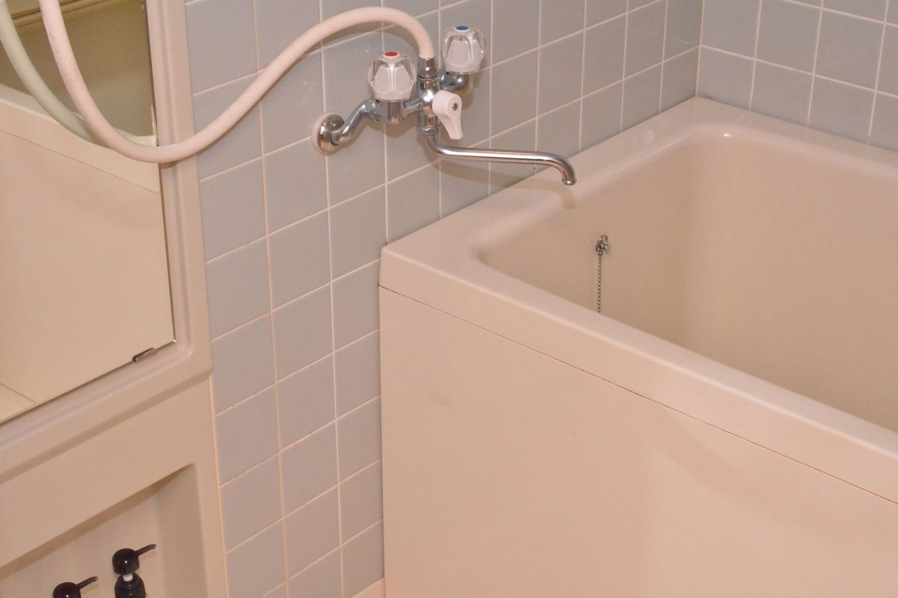 Bathroom | Free toiletries, hair dryer, slippers, bidet