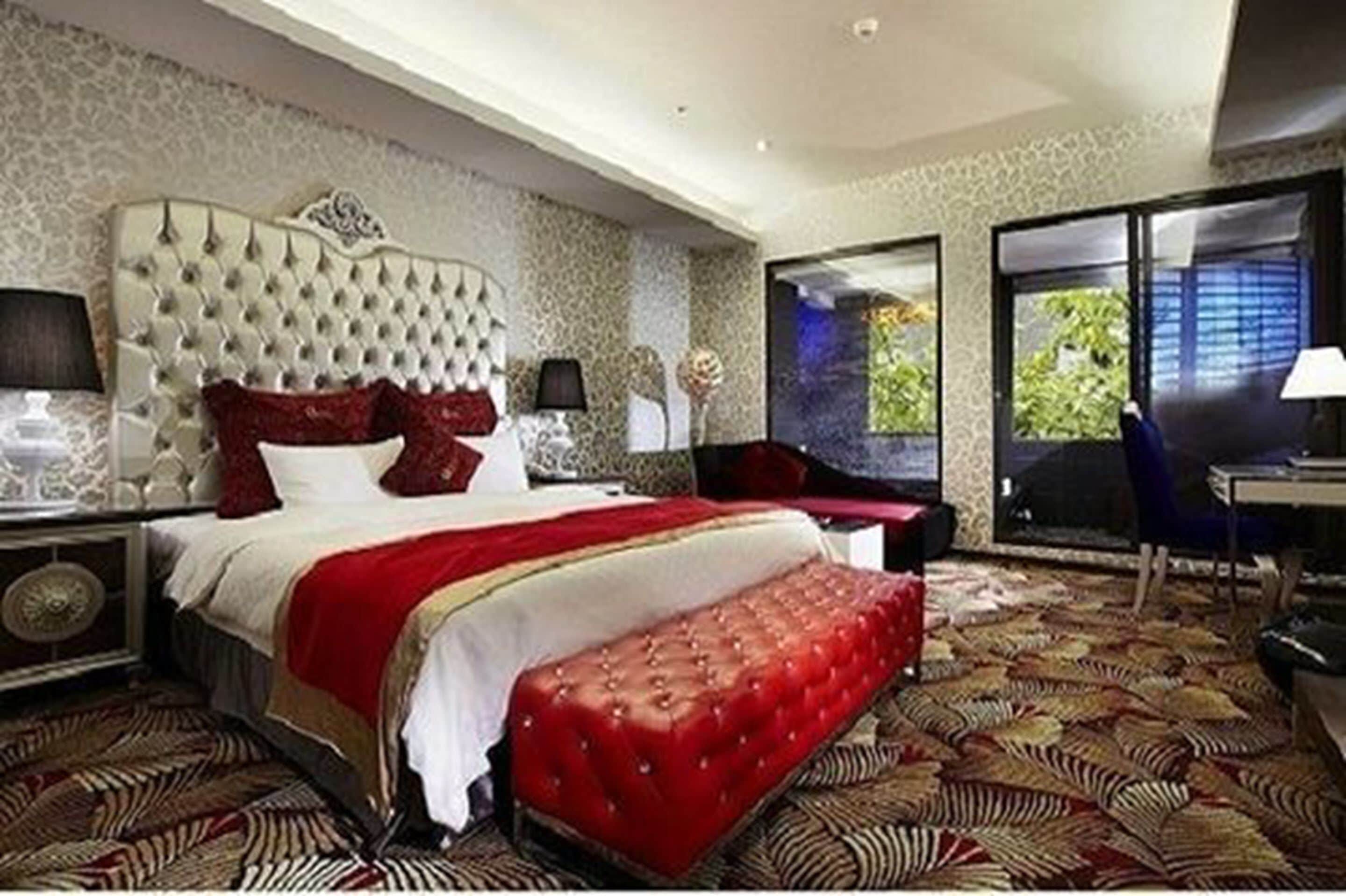 in-room safe, individually decorated, desk, blackout curtains