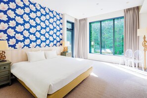 4 bedrooms, down duvets, individually decorated, desk - Amo54 (Hakuba)