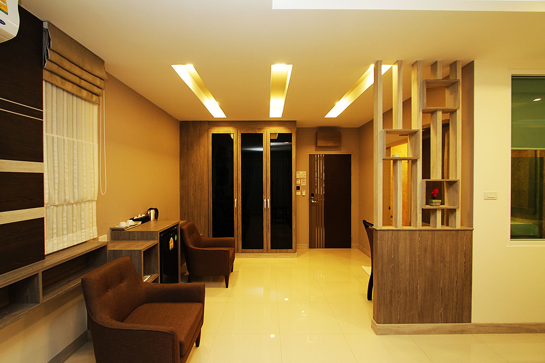 super superior king room (b-building) | in-room safe, desk, laptop workspace, blackout curtains