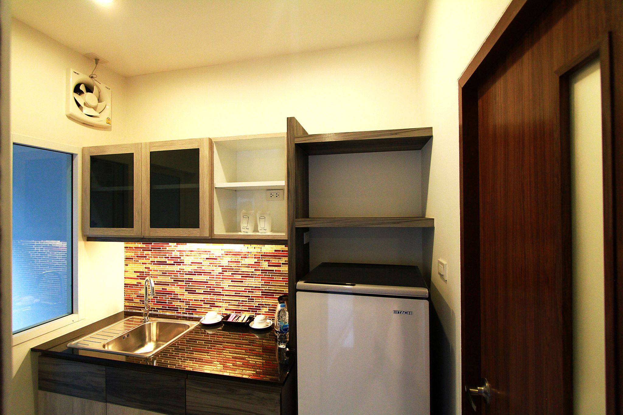 super superior king room (a-building) | private kitchenette | fridge, microwave, electric kettle