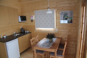 Interior detail - Skarðás Country Cabins (Egilsstaðir)