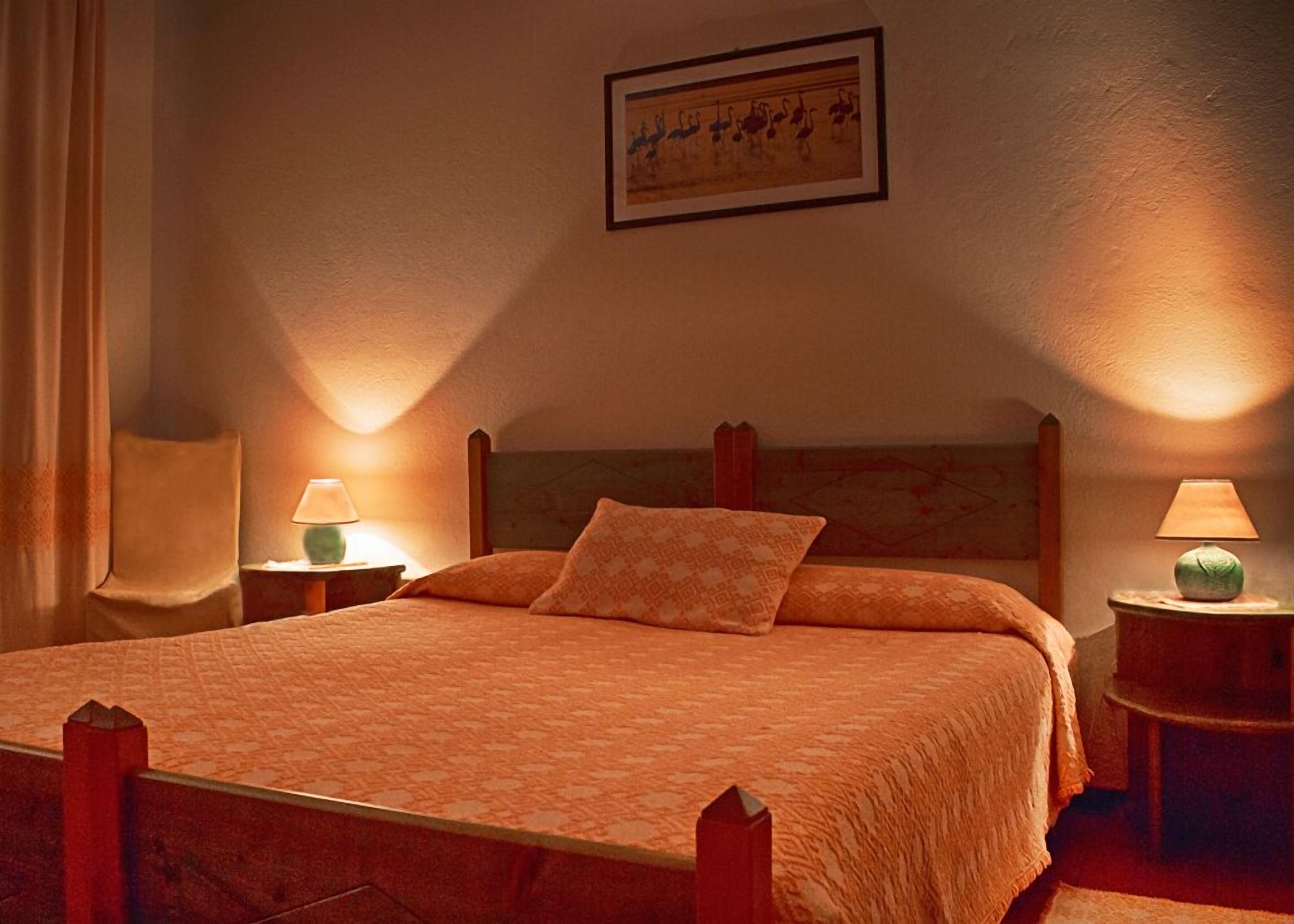 Superior Double or Twin Room | Minibar, in-room safe, desk, iron/ironing board