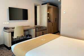 Chambre Double Standard, 1 grand lit