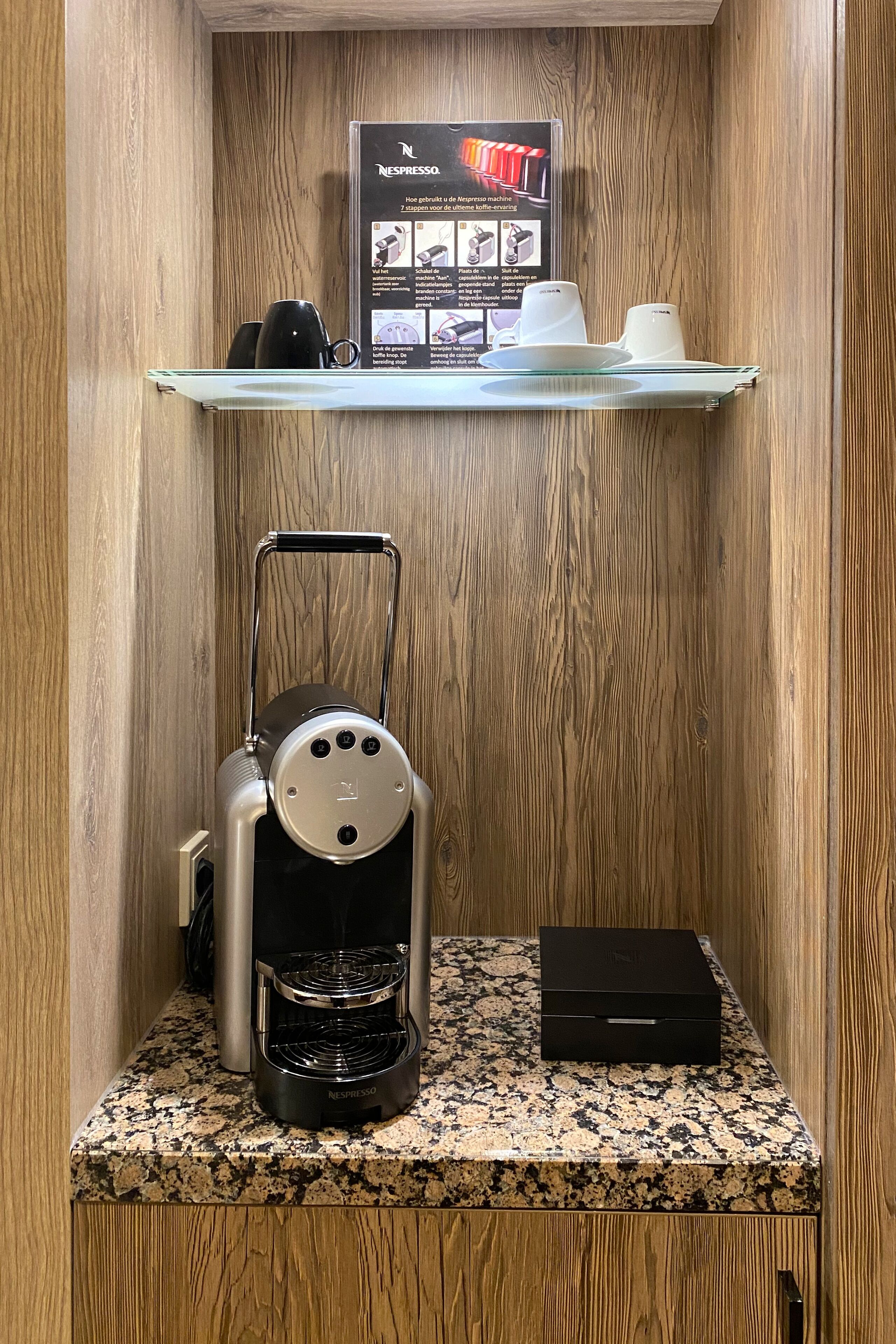 standard single room, 1 single bed | coffee and/or coffee maker