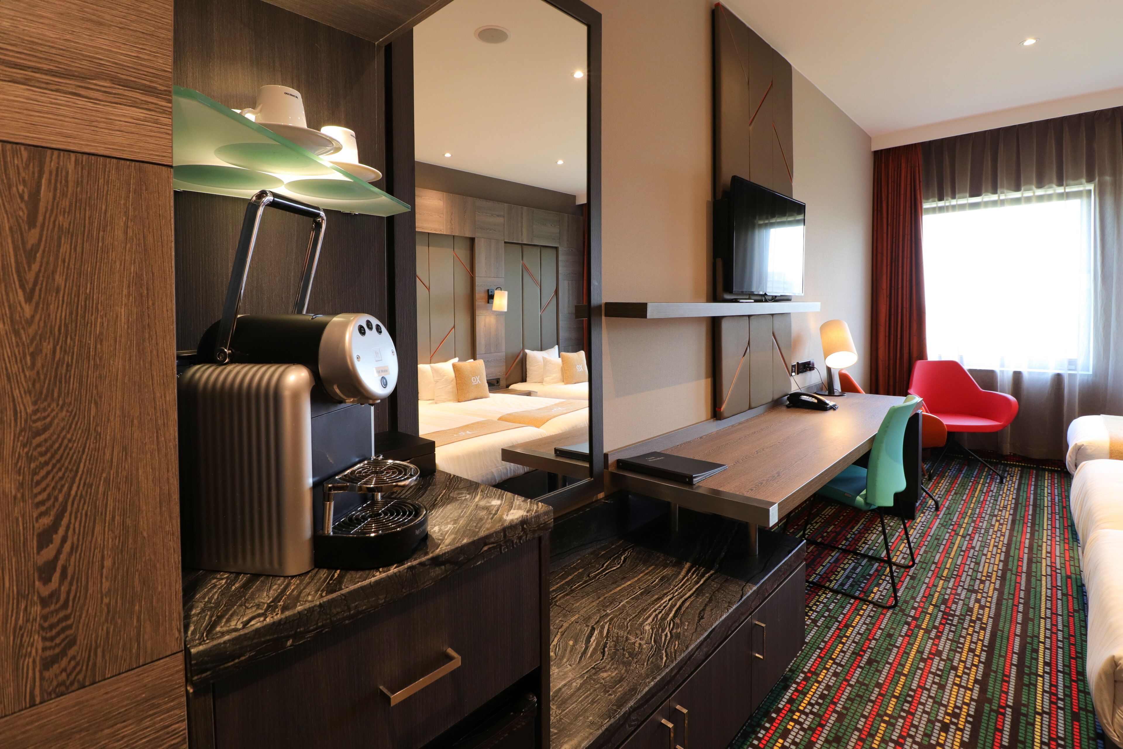 standard triple room, 3 single beds | 1 bedroom, hypo-allergenic bedding, in-room safe, desk