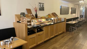 Daily buffet breakfast (EUR 15 per person)
