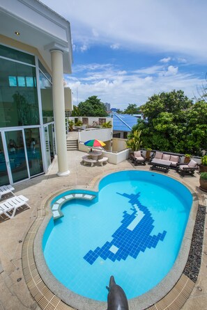 Outdoor pool - Penthouse Pool Villa Pattaya (Pattaya)