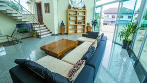 Villa Premium, 5 chambres, accès piscine | Coin séjour