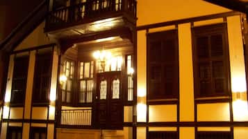 Entrée de l’hébergement