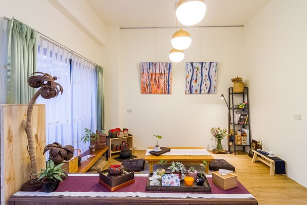 Interior detail - Wendy's B&B Toucheng Mansion B (Toucheng)