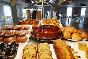 Snack bar