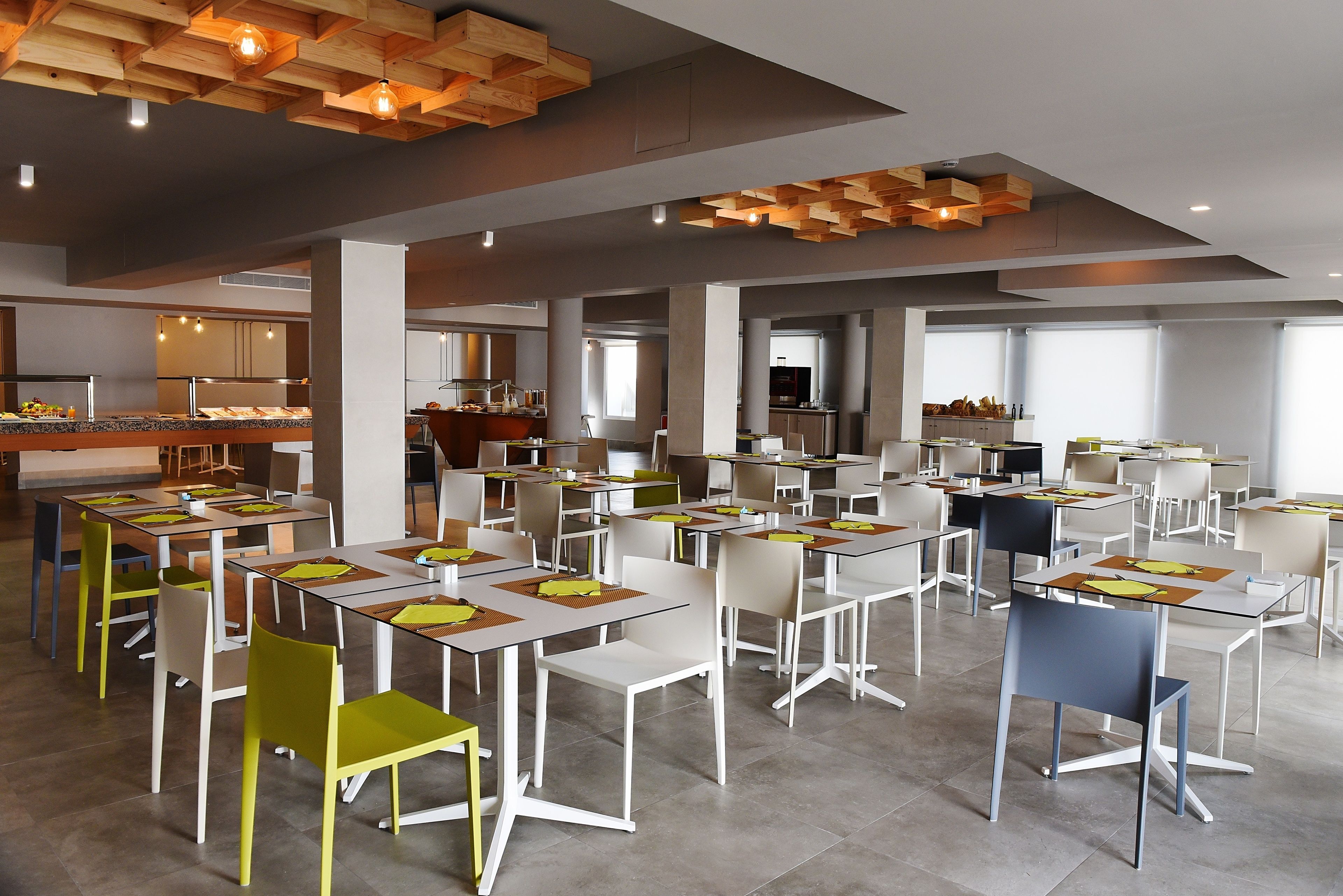 daily buffet breakfast (eur 11.00 per person)