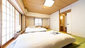 Free WiFi, bed sheets