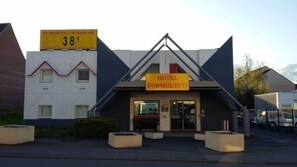 Fachada da propriedade