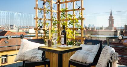 EMPIRENT Petrin Park Apartments