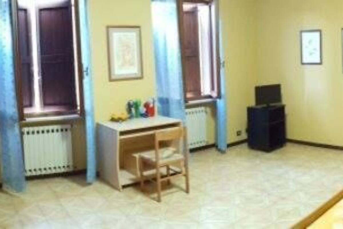 ميني بار وأسرّة أطفال/رضّع وأسرّة قابلة للطي وواي فاي مجانًا