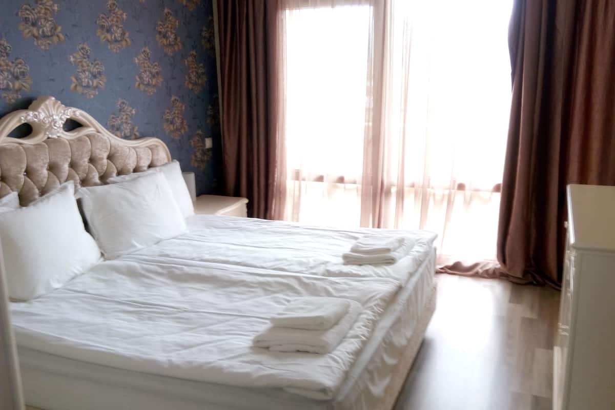 1 quarto, roupas de cama premium, frigobar, cofres nos quartos