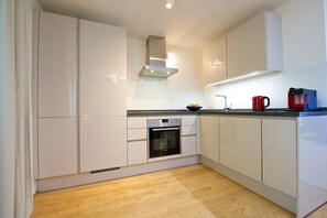 豪華公寓, 2 間臥室 | 私人廚房 | 大型冰箱、烤箱、爐台、洗碗機