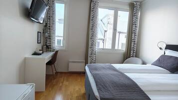 高級雙人房 (6) | 書桌、遮光窗簾/窗簾、熨斗/熨衫板、免費 Wi-Fi