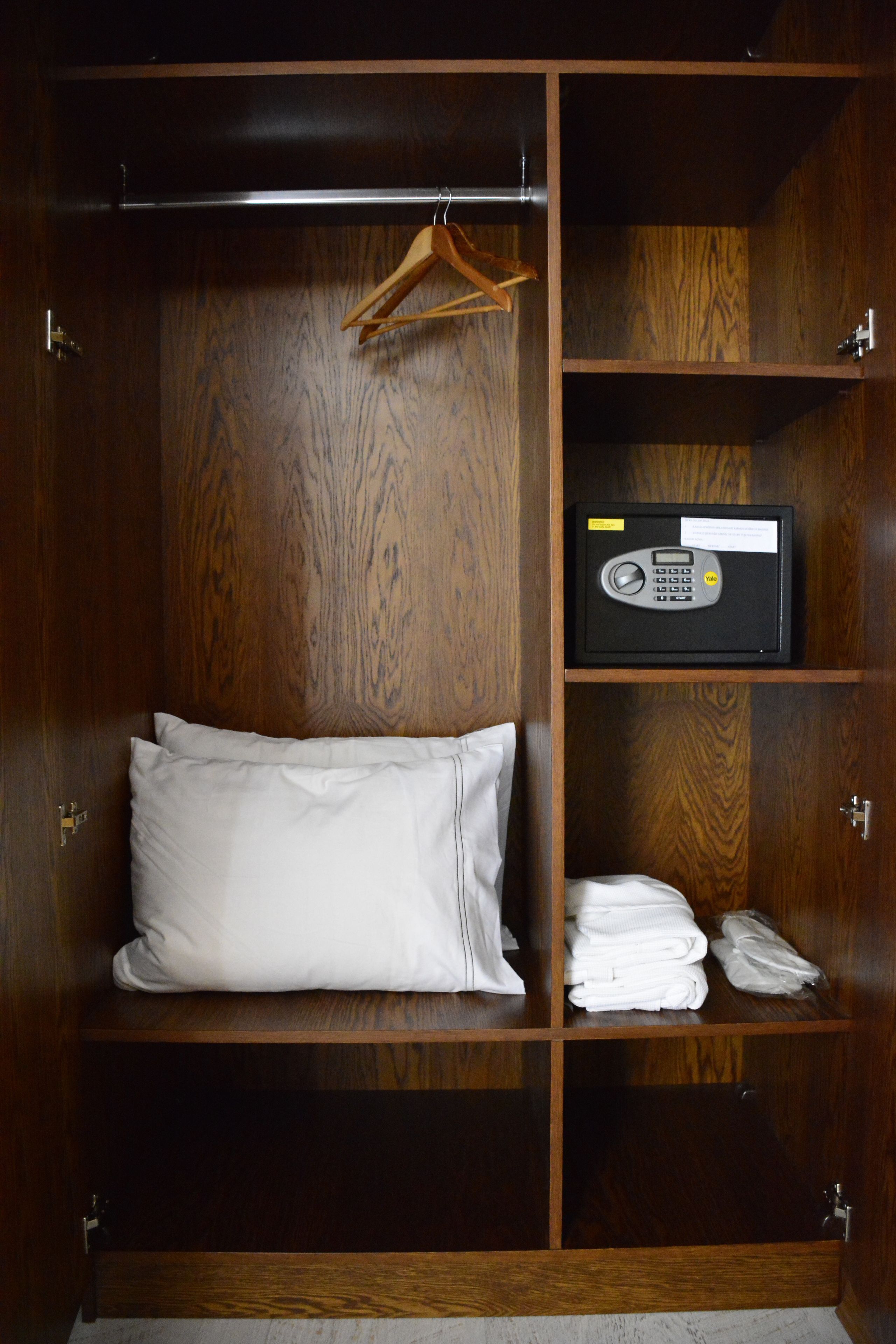 business room | safe