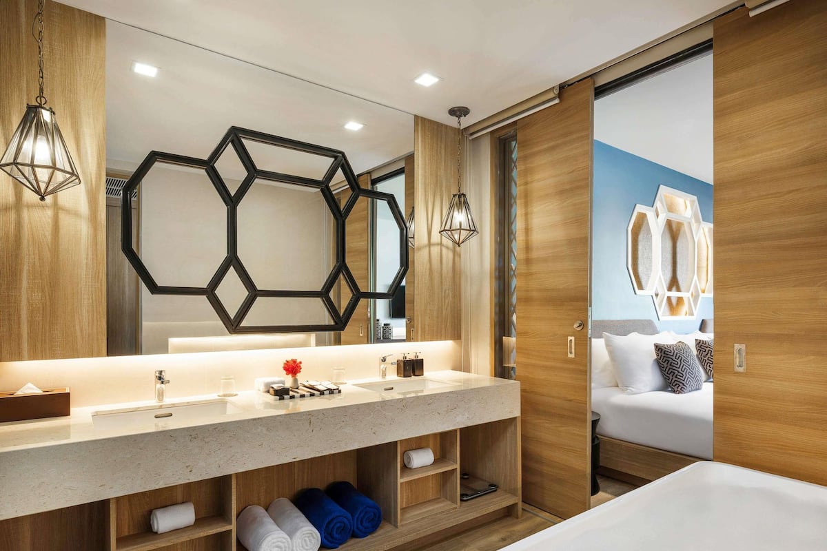 1 slaapkamer, luxe beddengoed, donzen dekbedden, een minibar