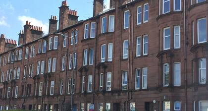 Great Location 2 Bedroom Scotstoun Flat
