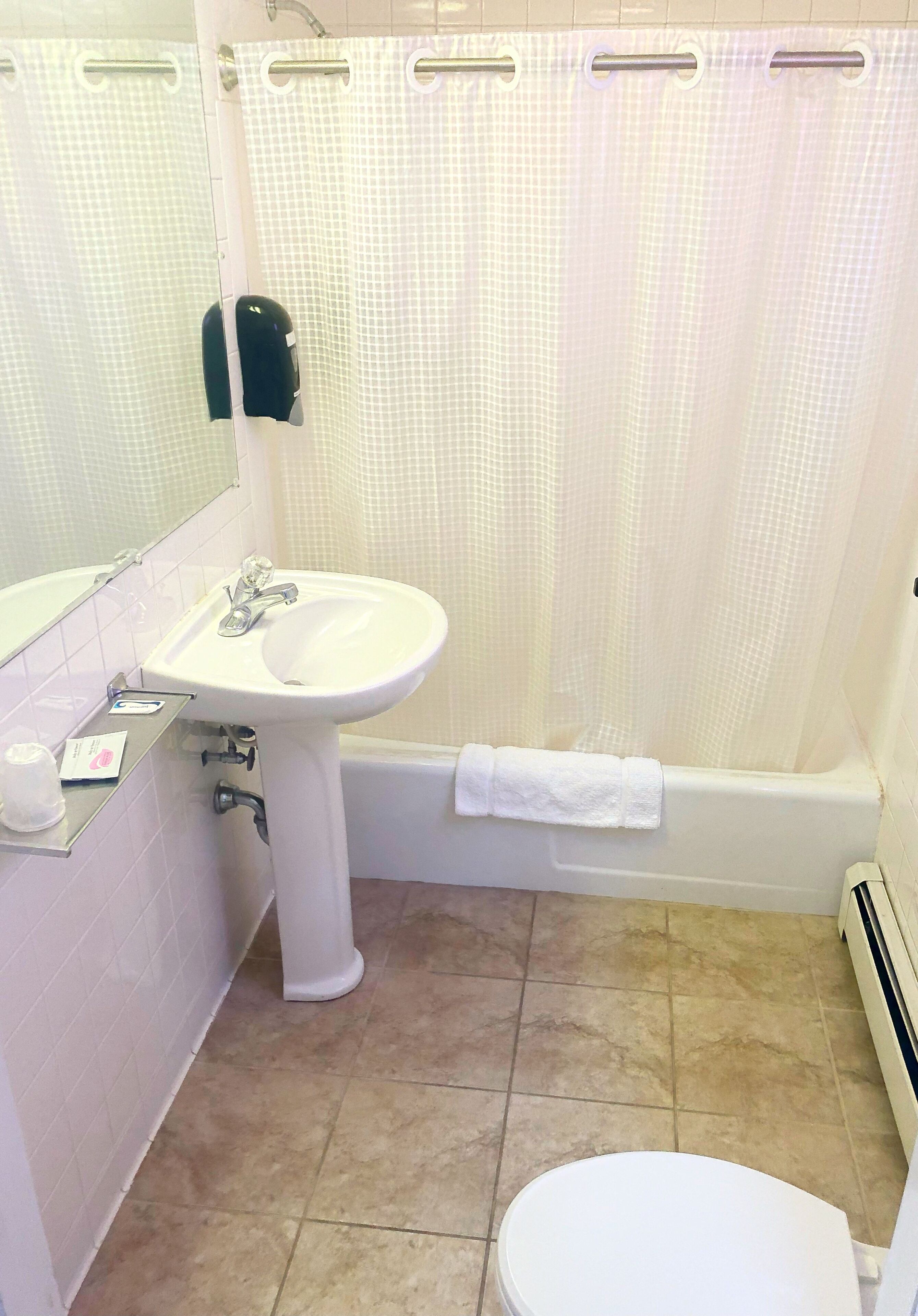 Brewer Motor Inn — photo 11