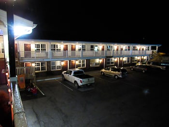 Brewer Motor Inn